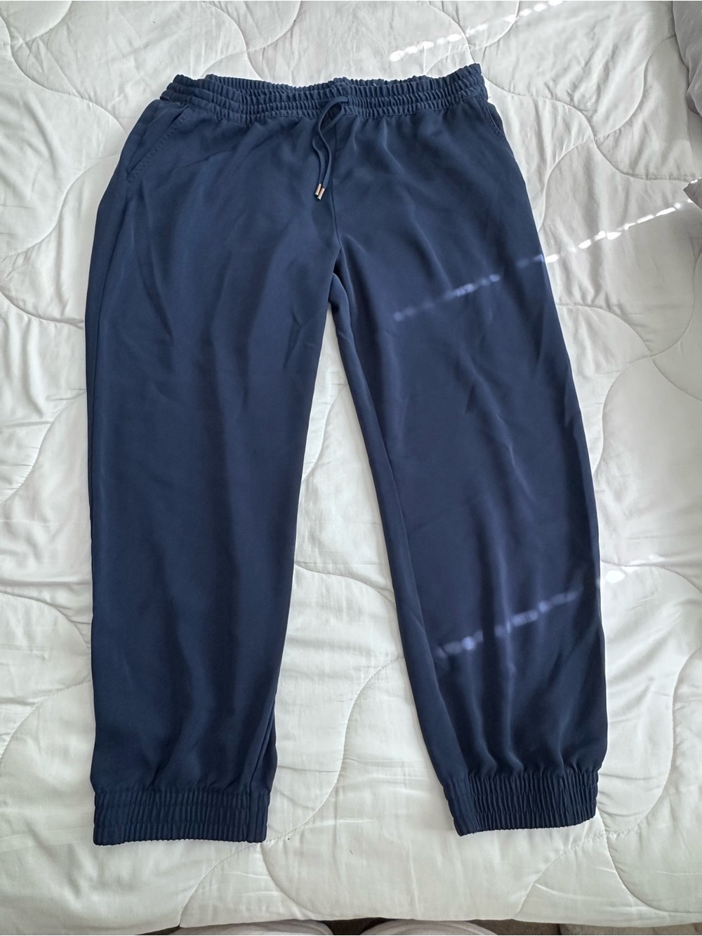 Women’s Navy Elastic Waist Casual Pants - Picture 4 of 10